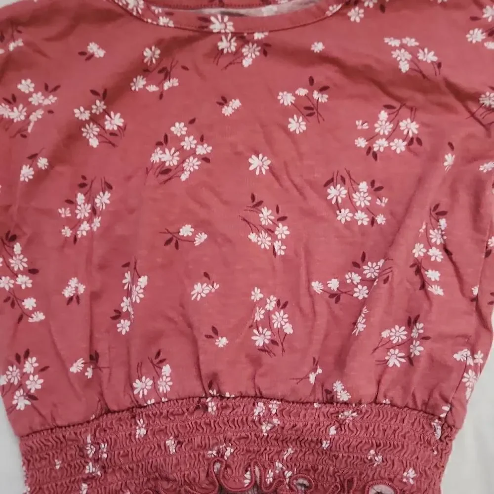 OshKosh Girls Size 6/6X  Pink Floral Print Smocked Long Sleeve Top